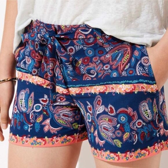 LOFT Pants - LOFT Blue Multicolor Paisley Belted Shorts Size 10